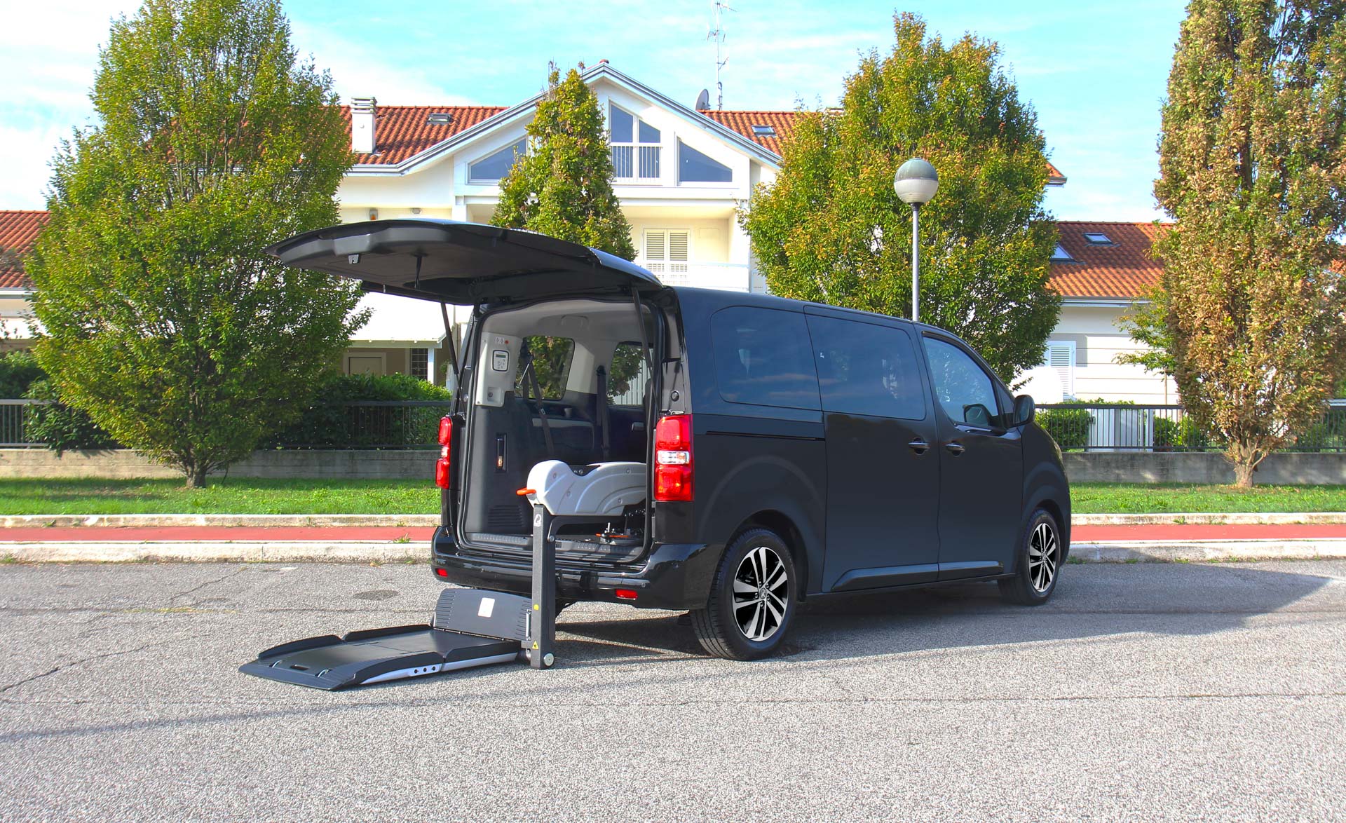 Peugeot Traveller