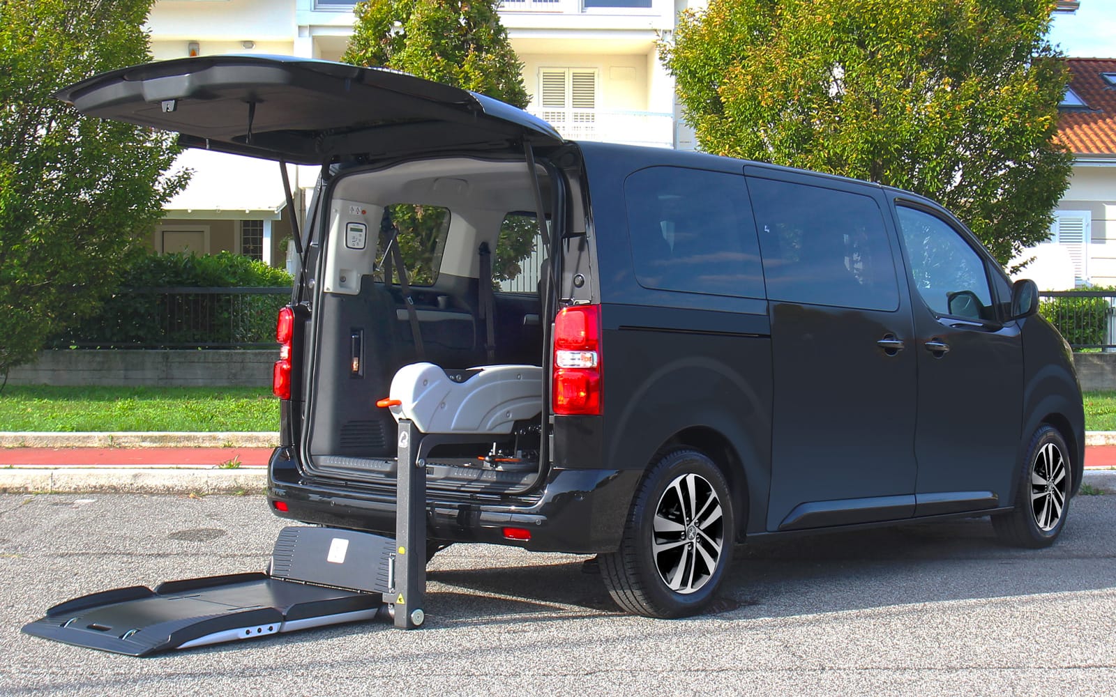 Peugeot Traveller