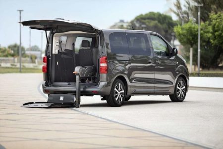 Toyota-Prace-Verse-verkehrsbehindert